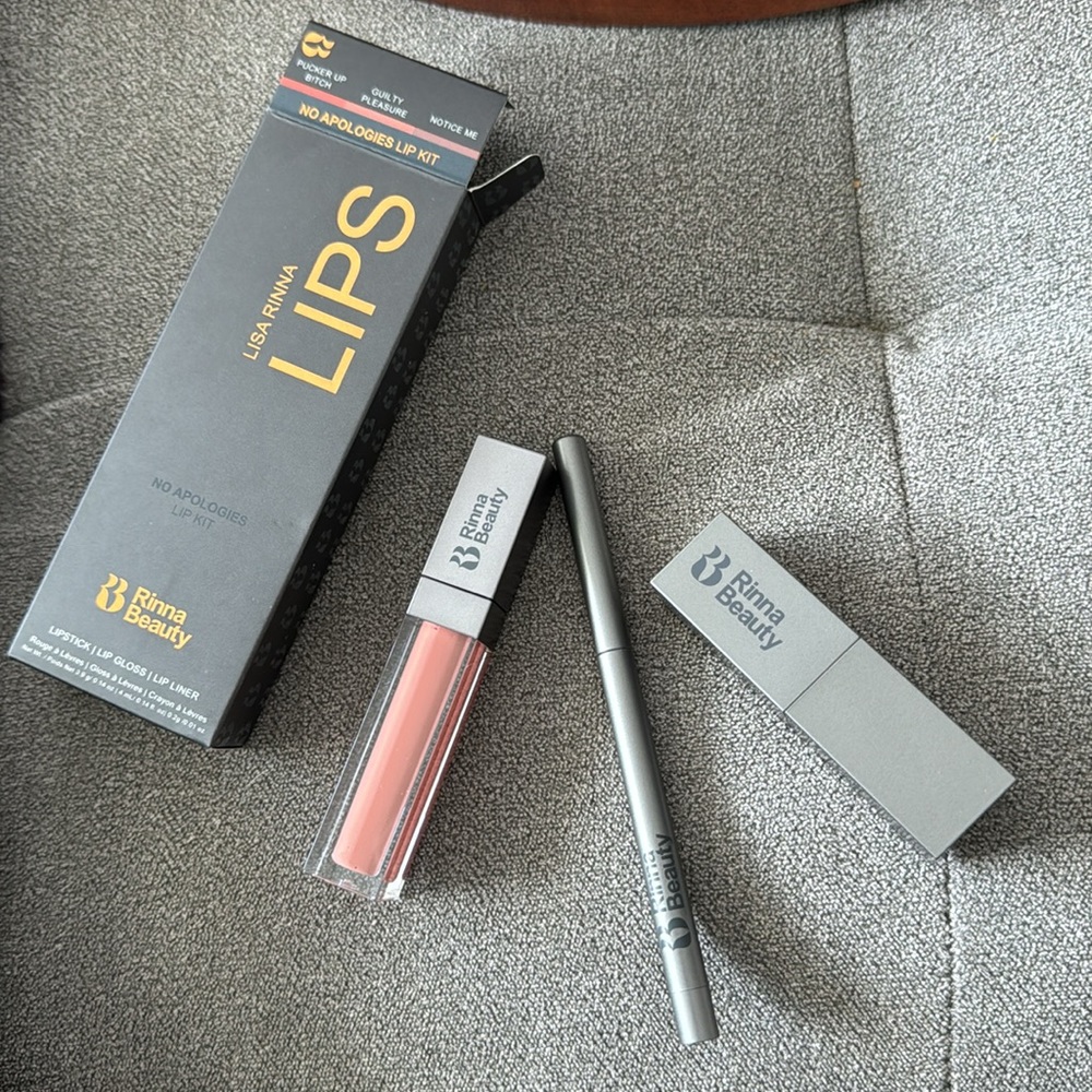 Lisa Rinna Lip Kit No Apologies NEW
